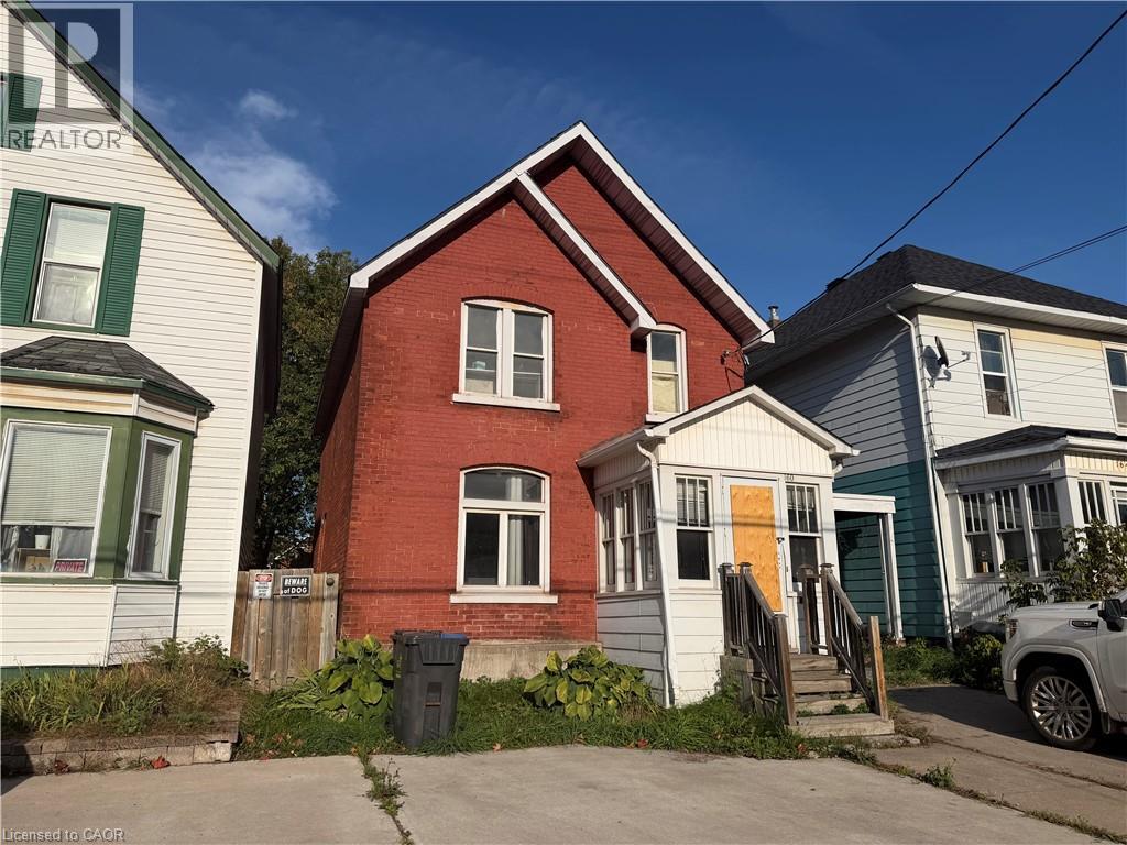 160 Albert Street E Property Photo 1