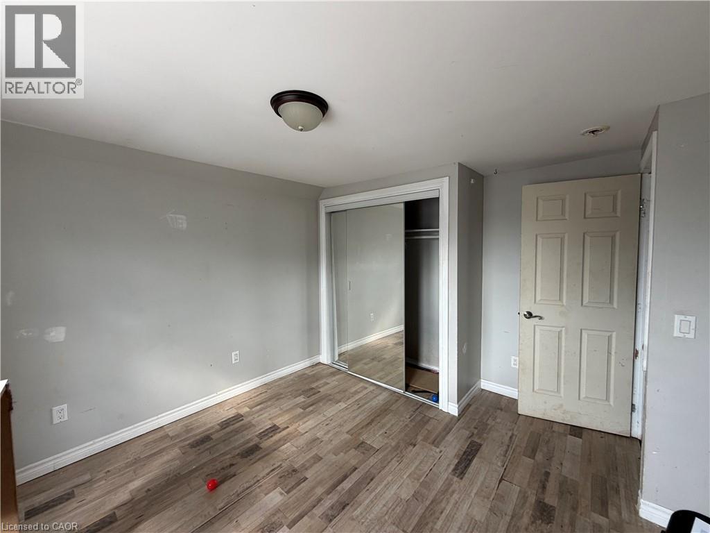 160 Albert Street E Property Photo 10
