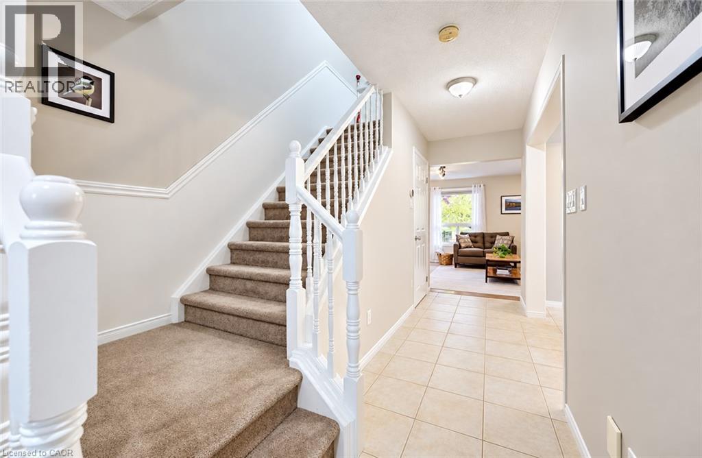 24 White Sands Court Property Photo 6