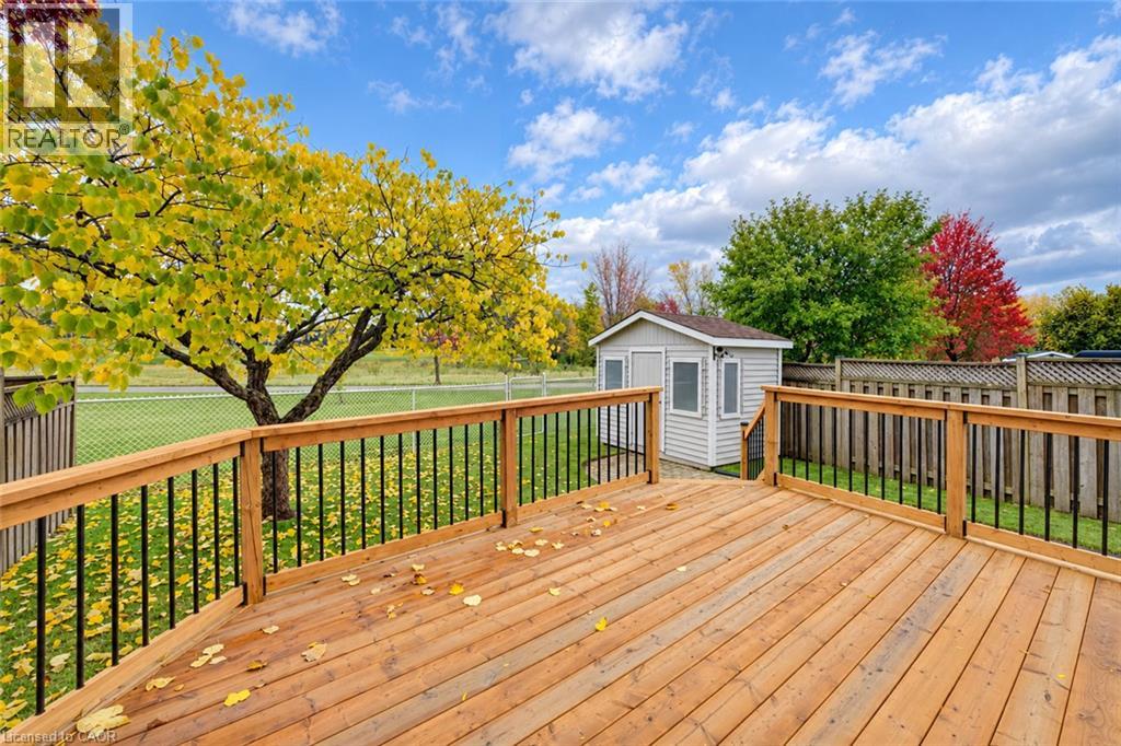 24 White Sands Court Property Photo 35