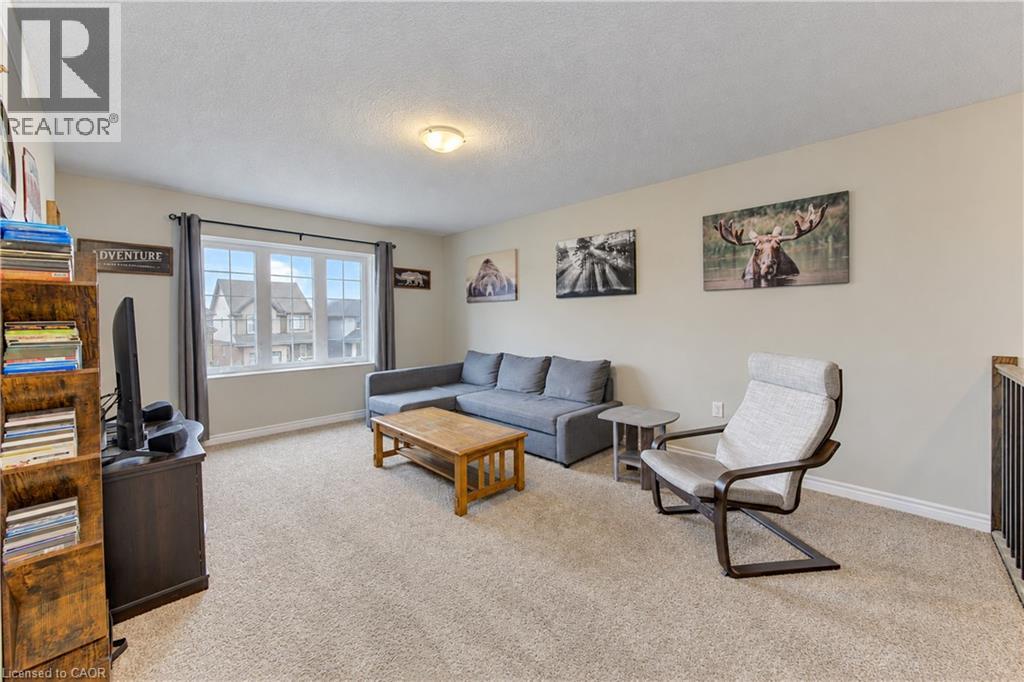 184 Snyder Avenue N Property Photo 21