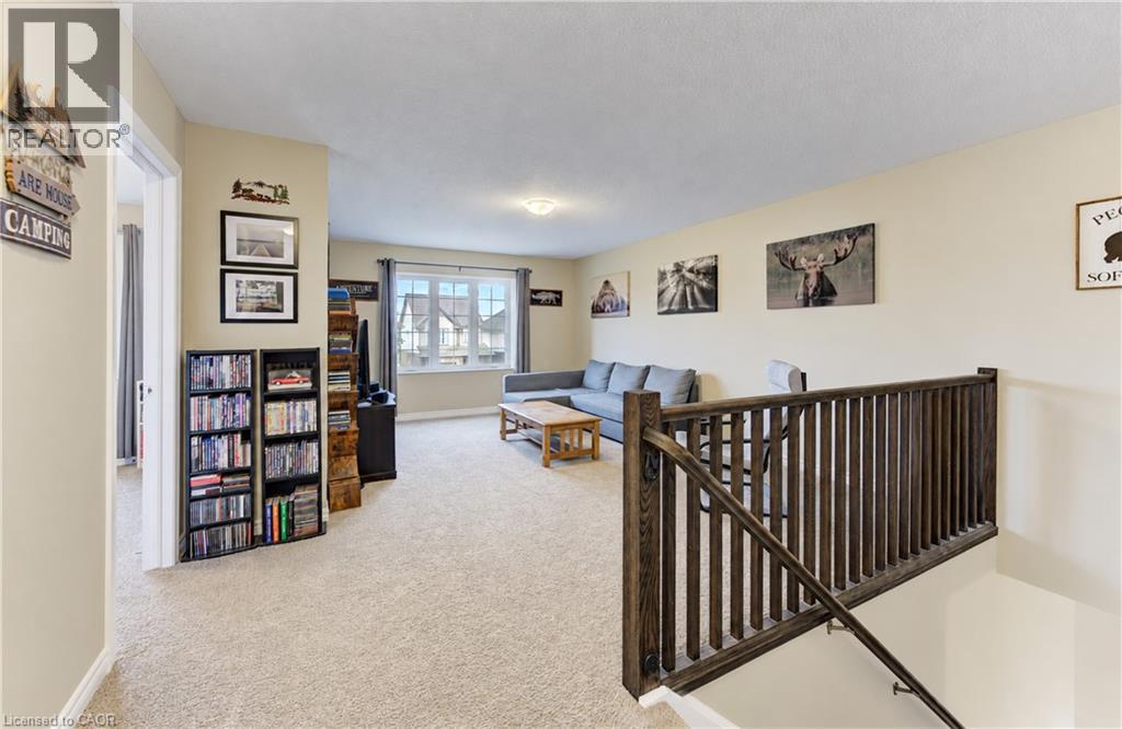 184 Snyder Avenue N Property Photo 22