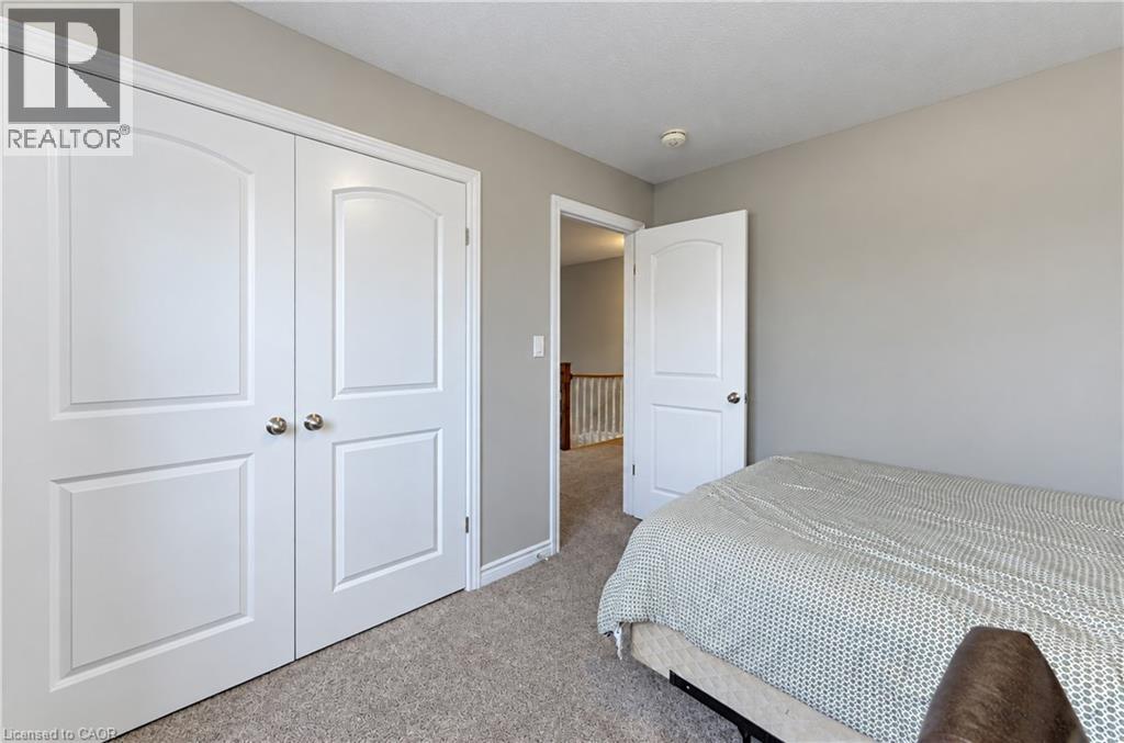 184 Snyder Avenue N Property Photo 24