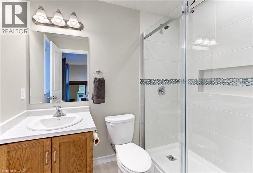 184 Snyder Avenue N Property Photo 29