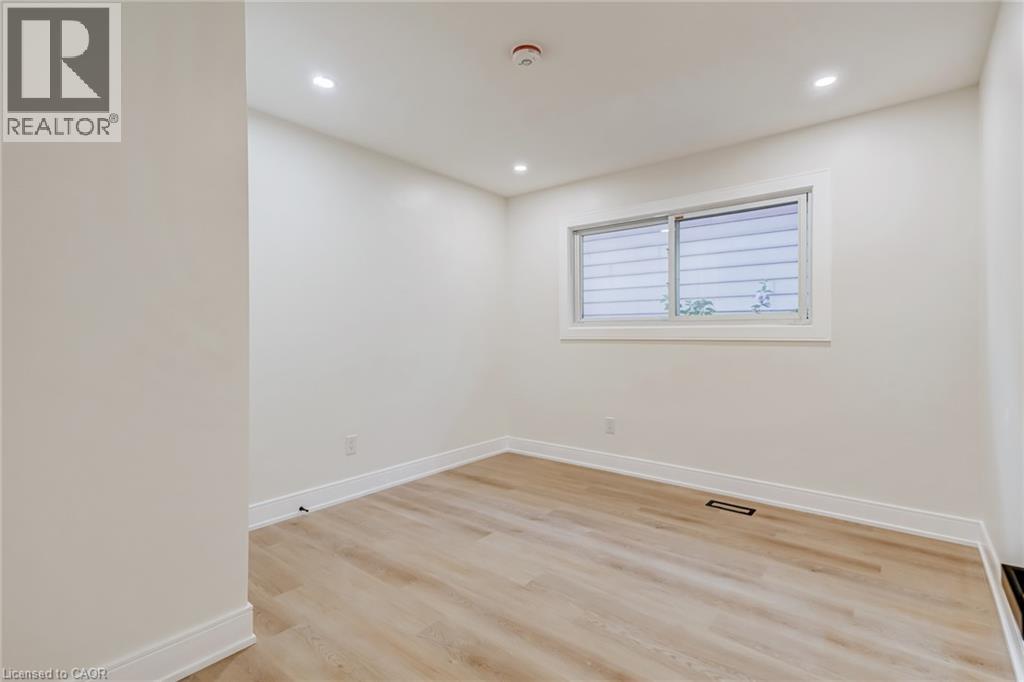 63 Hardale Crescent Property Photo 13