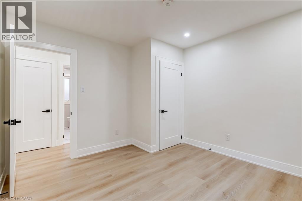 63 Hardale Crescent Property Photo 15