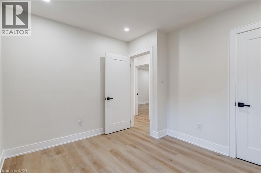 63 Hardale Crescent Property Photo 17