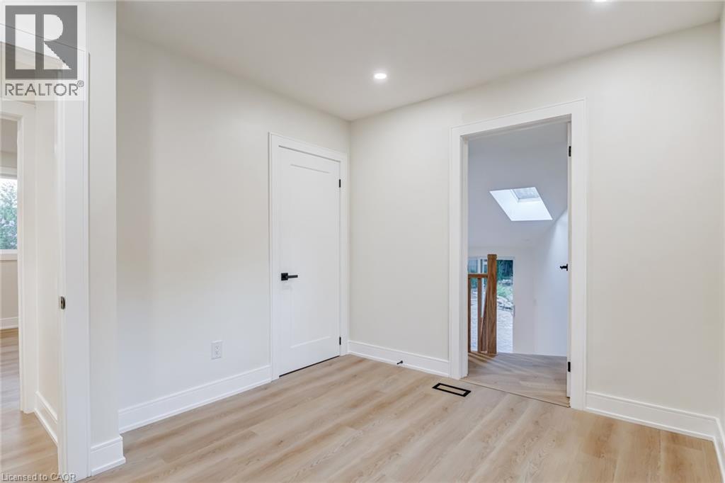 63 Hardale Crescent Property Photo 18