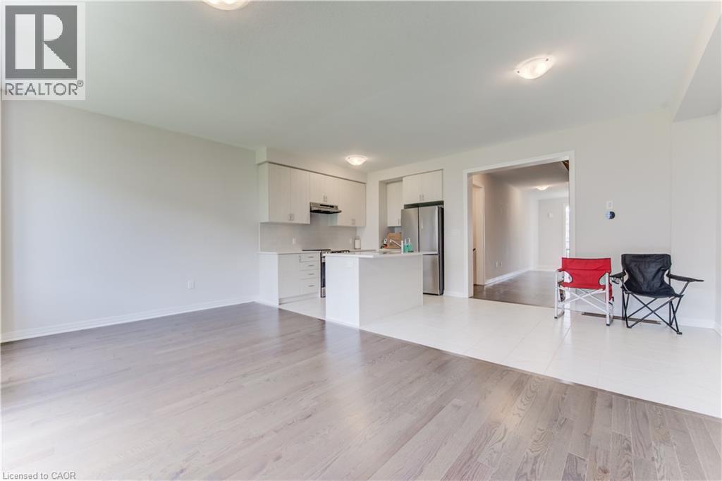 73 Prince Philip Boulevard Property Photo 18