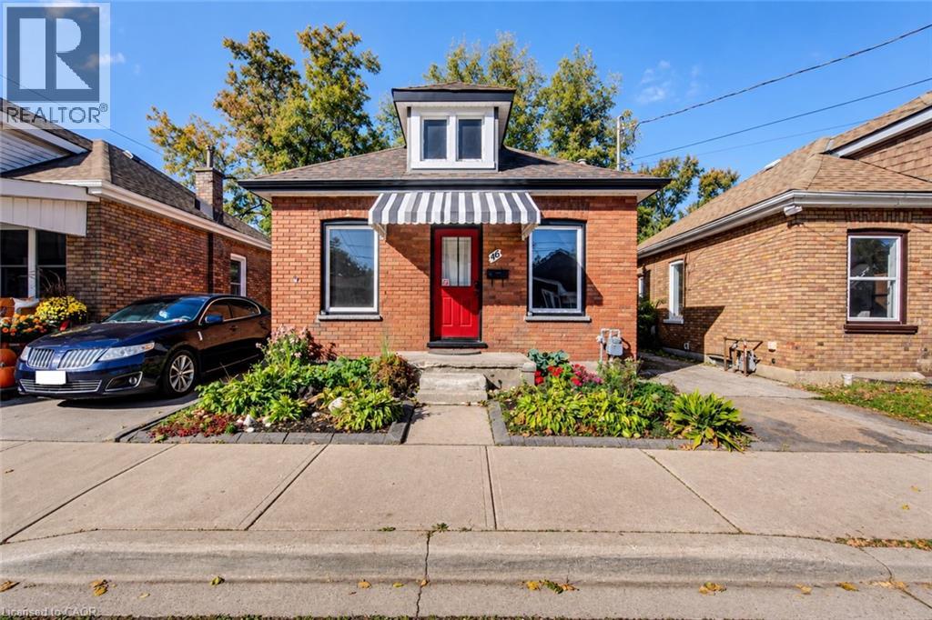 46 MAITLAND Street Property Photo 1