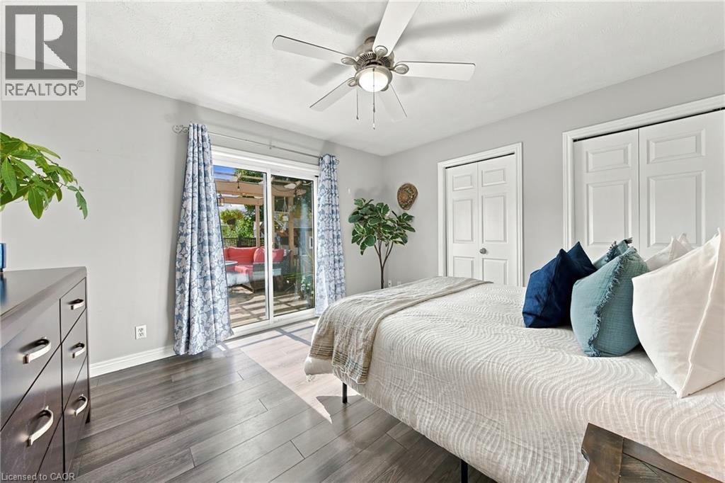915 St George Street Property Photo 10