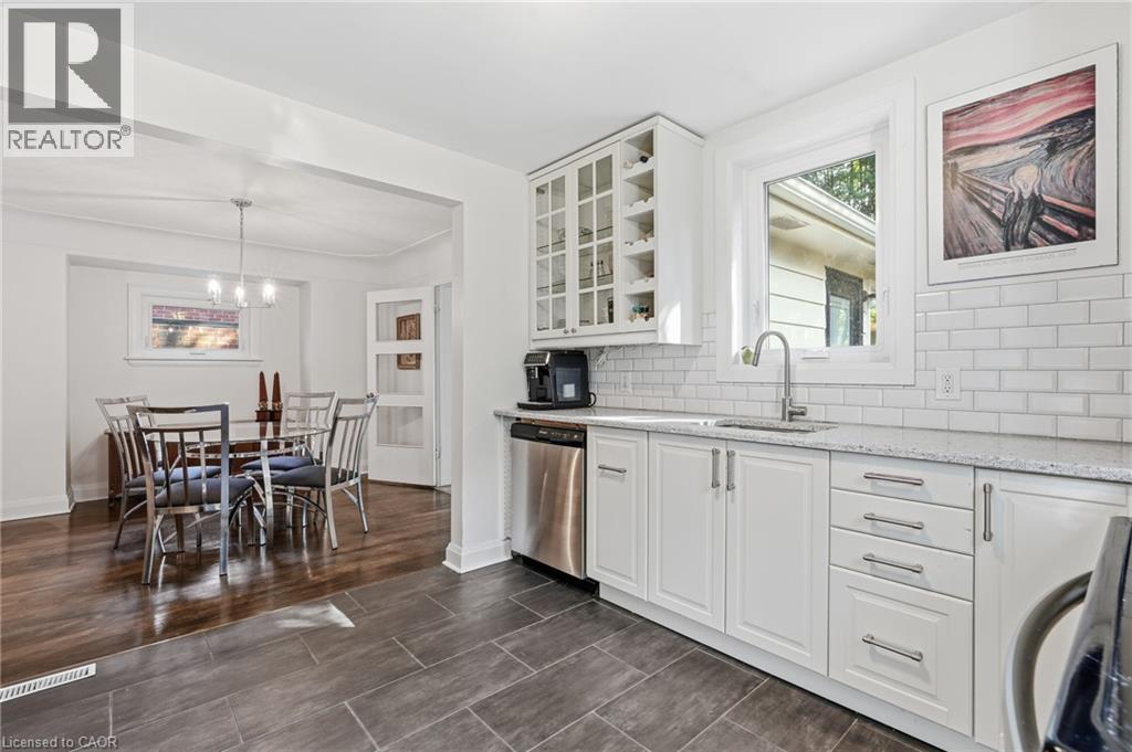 13 Allan Avenue Property Photo 7