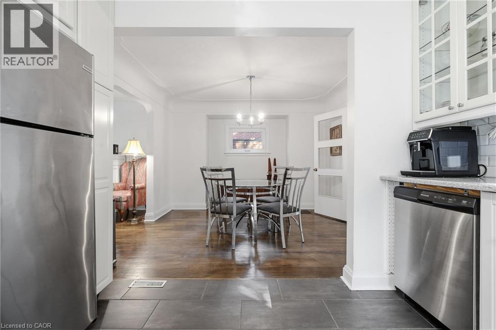 13 Allan Avenue Property Photo 8