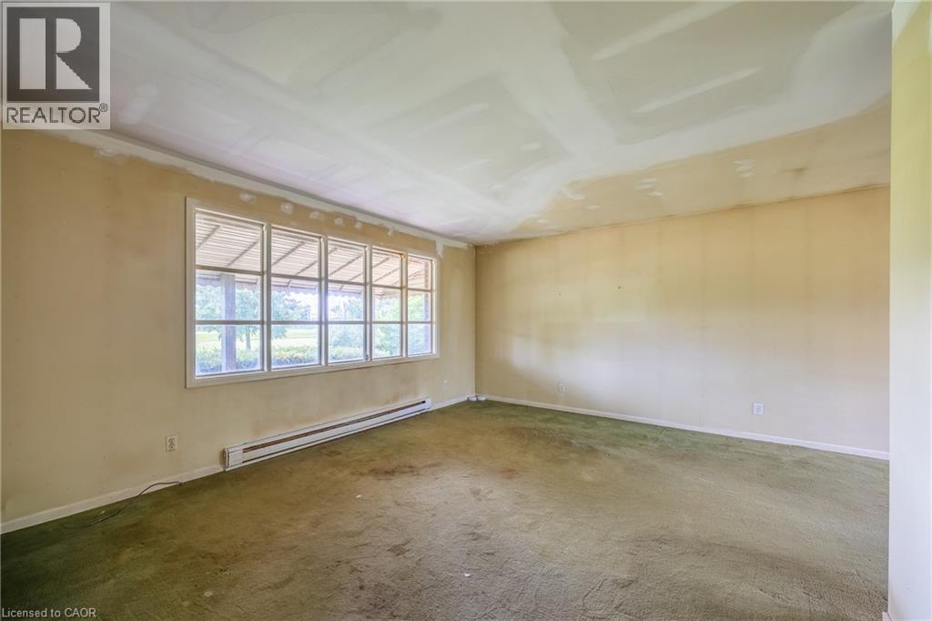 107 Erie Street Property Photo 11