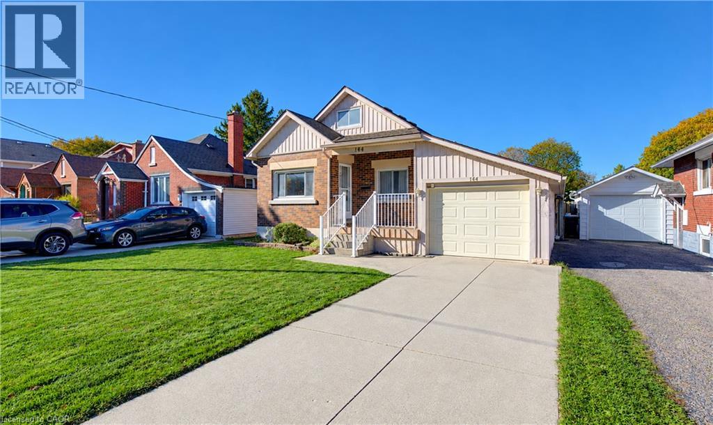 144 Graham Street Property Photo 4