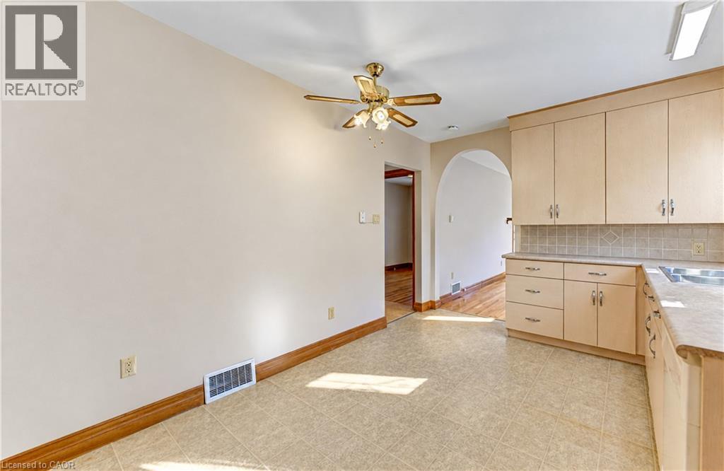 144 Graham Street Property Photo 18