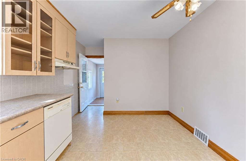 144 Graham Street Property Photo 20