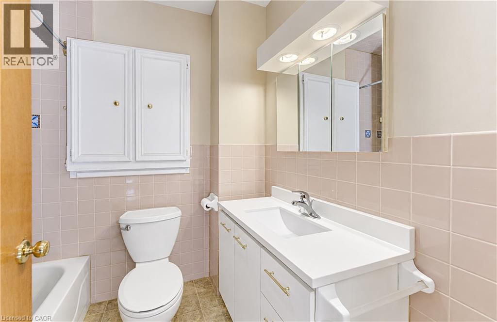 144 Graham Street Property Photo 23