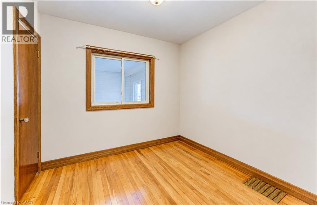 144 Graham Street Property Photo 24