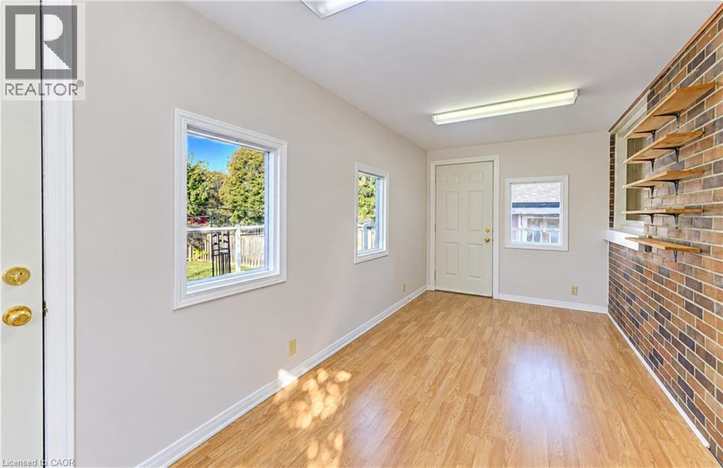 144 Graham Street Property Photo 30