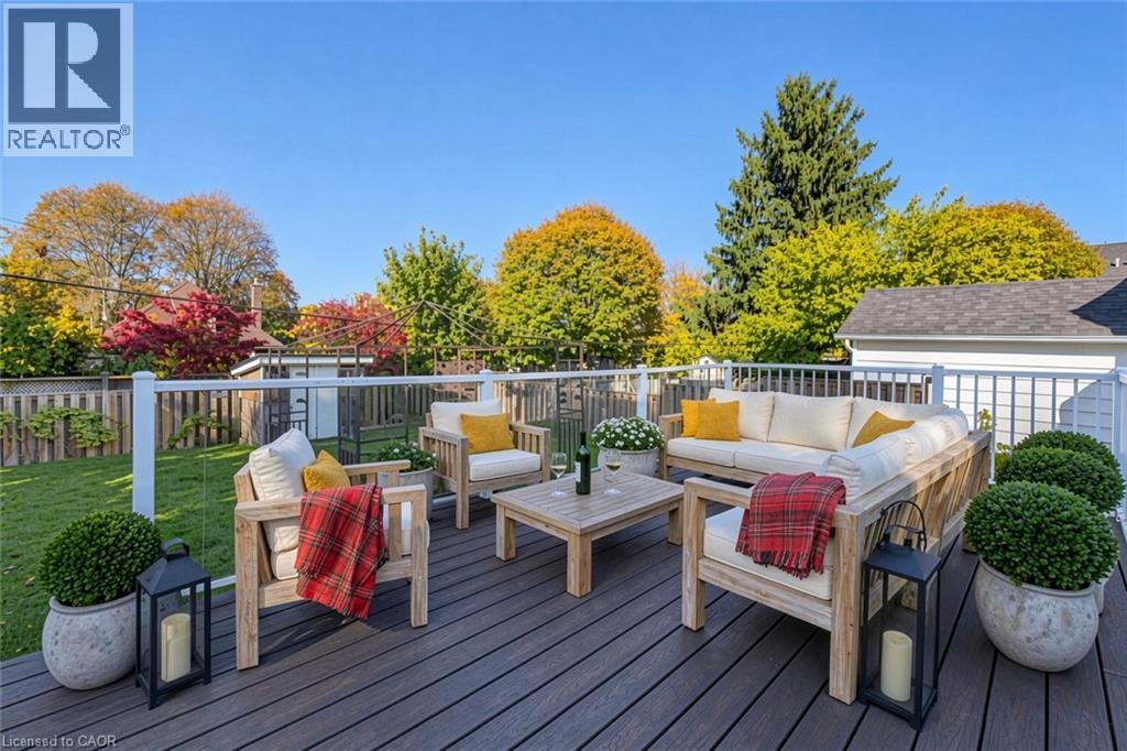 144 Graham Street Property Photo 35