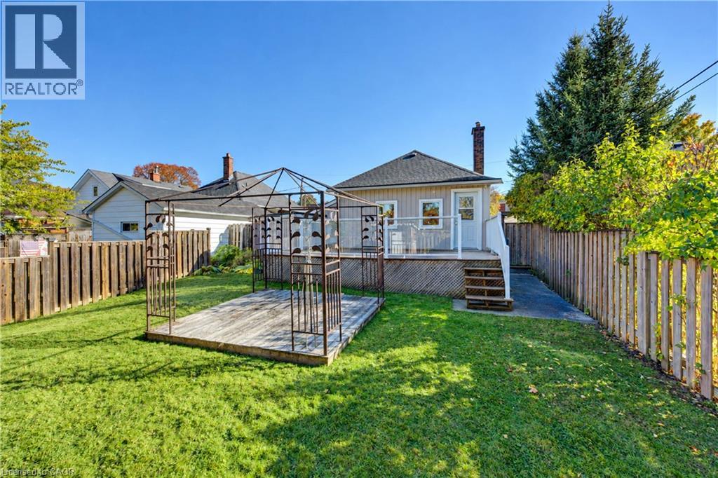 144 Graham Street Property Photo 41