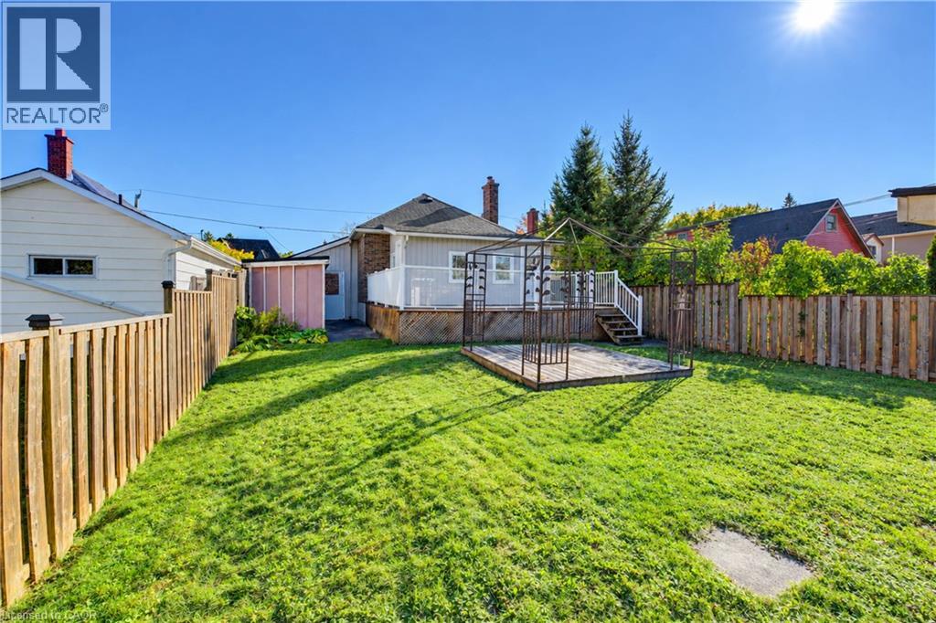 144 Graham Street Property Photo 42