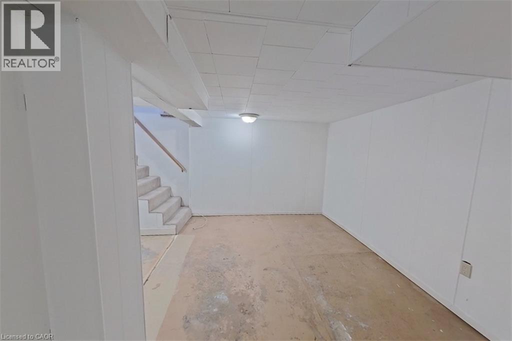 144 Graham Street Property Photo 46