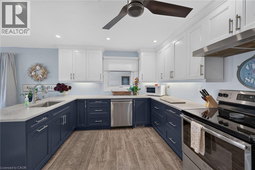 233 Blue Water Parkway Property Photo 17