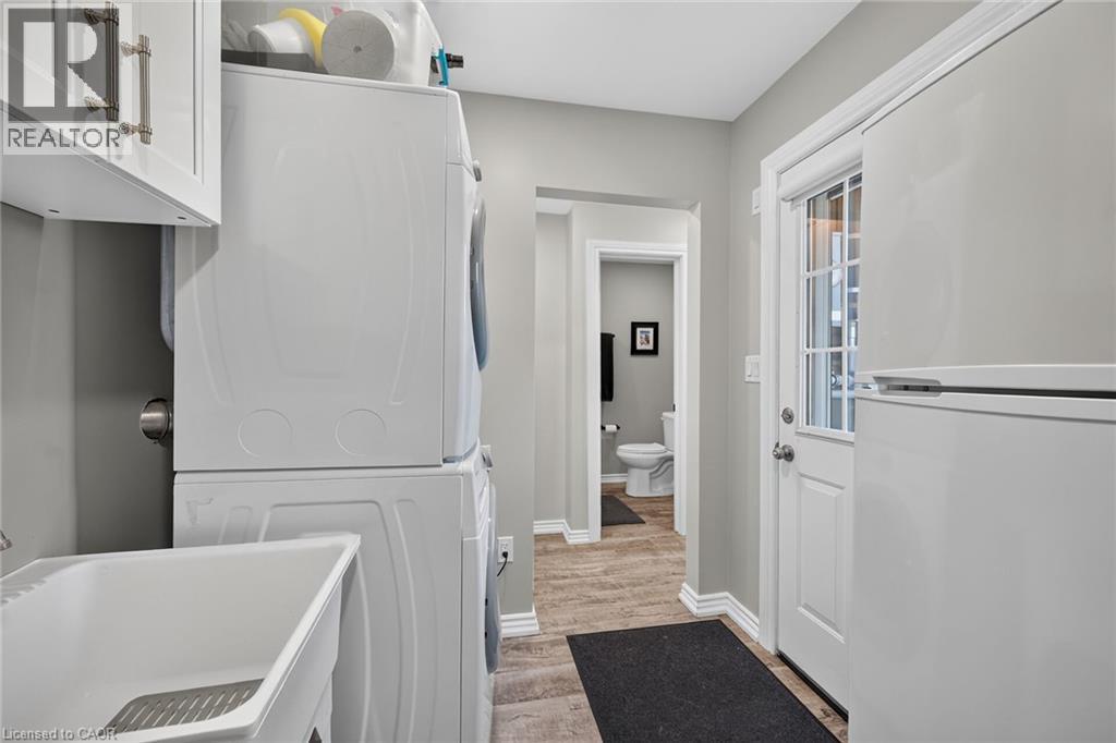 233 Blue Water Parkway Property Photo 28