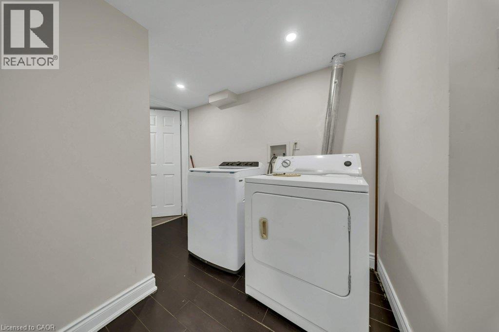 441 West 5th Street Property Photo 31