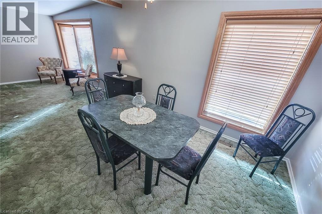 286 Mohawk Road W Property Photo 6