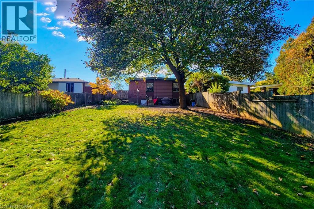 286 Mohawk Road W Property Photo 30