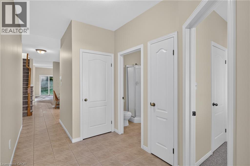 566 Southridge Drive Unit# 65 Property Photo 6
