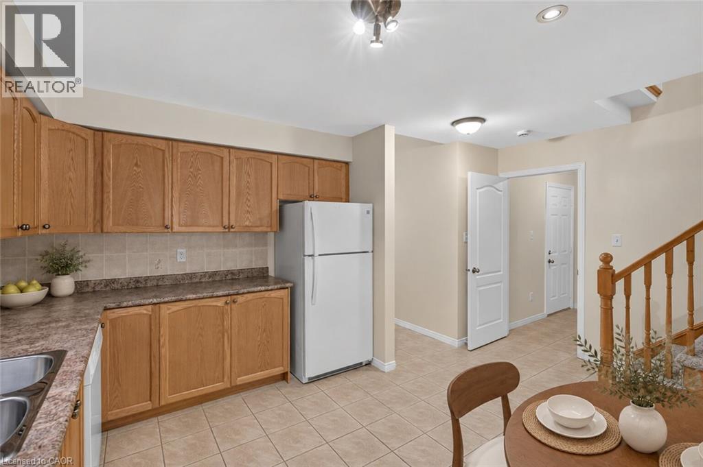 566 Southridge Drive Unit# 65 Property Photo 12