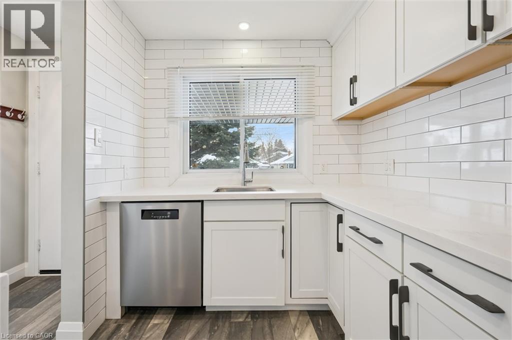 192 Glen Road Unit# Upper Property Photo 11