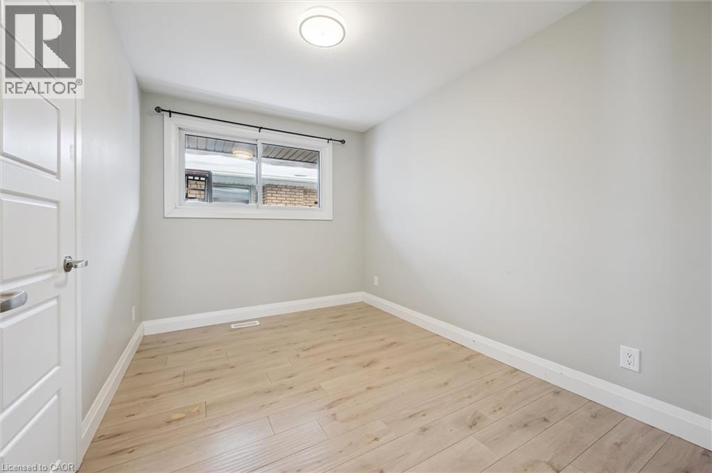 192 Glen Road Unit# Upper Property Photo 15