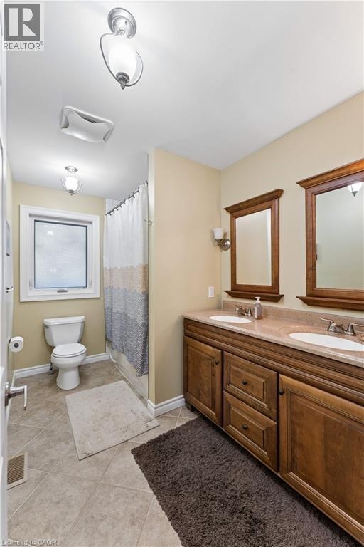 373 Forestlawn Road Property Photo 16