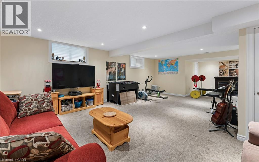 373 Forestlawn Road Property Photo 25