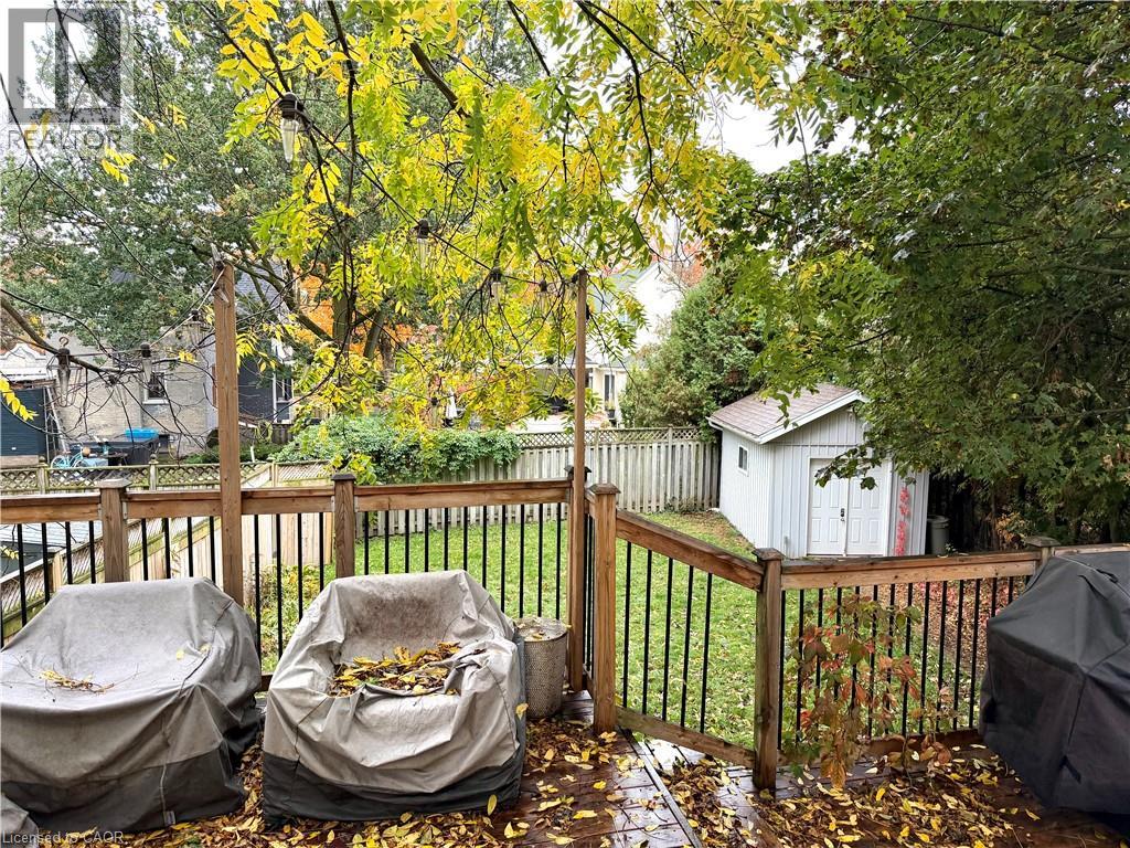 80 Union Street E Property Photo 11