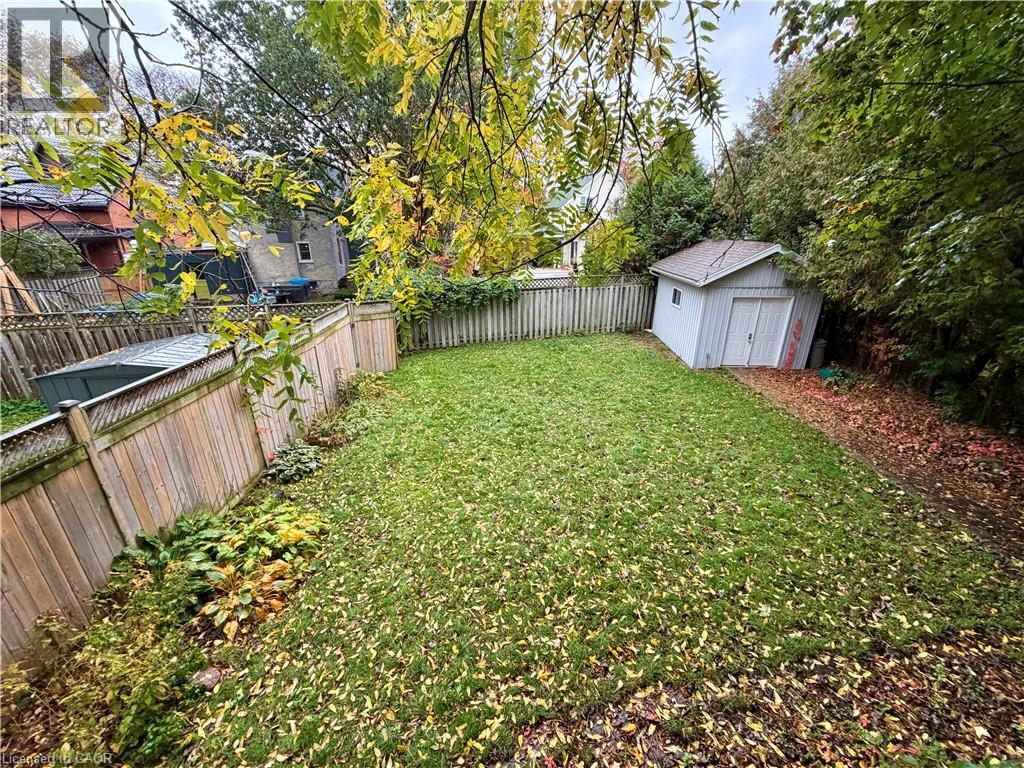 80 Union Street E Property Photo 13