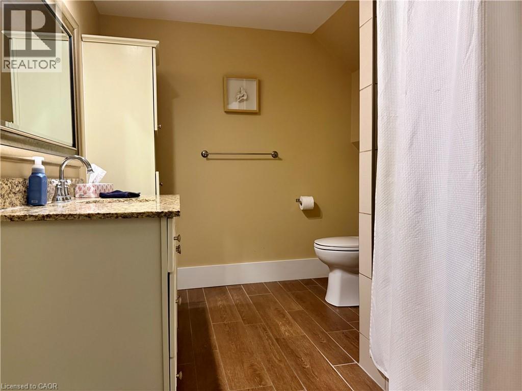 80 Union Street E Property Photo 15