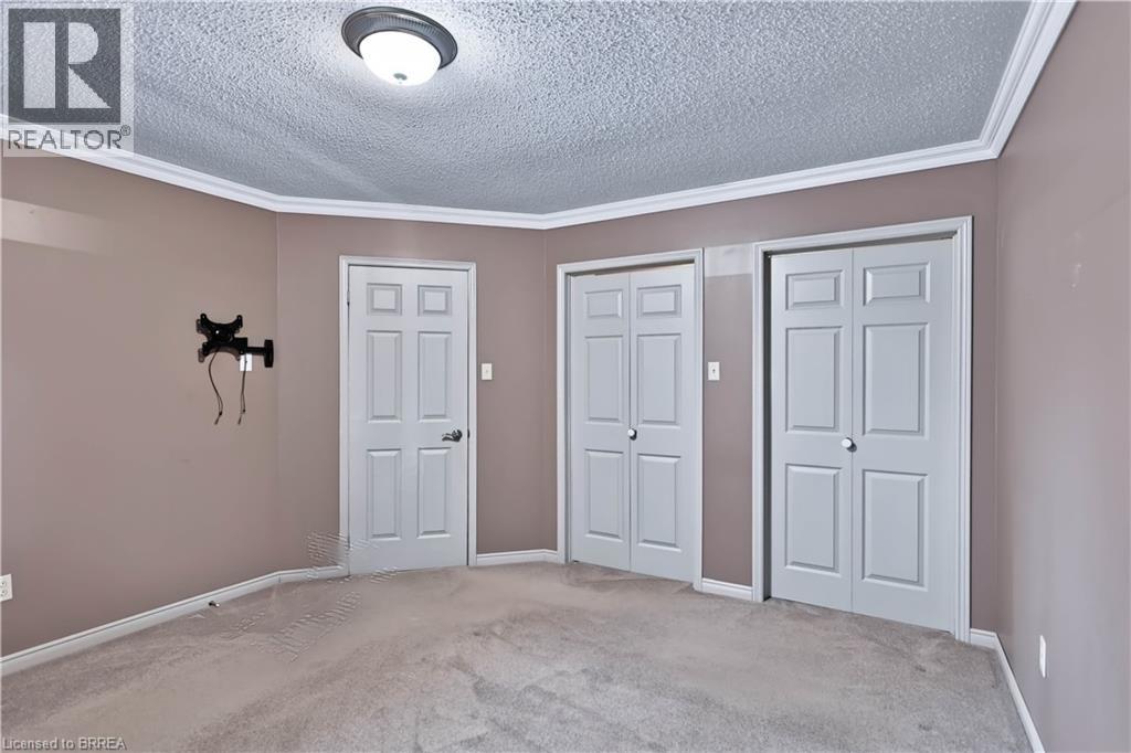 7 Charlton Drive Property Photo 18