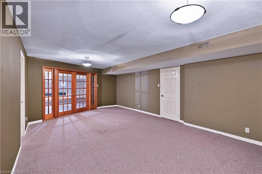 7 Charlton Drive Property Photo 21