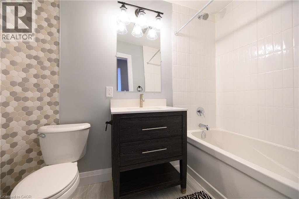 148 James Street S Property Photo 35