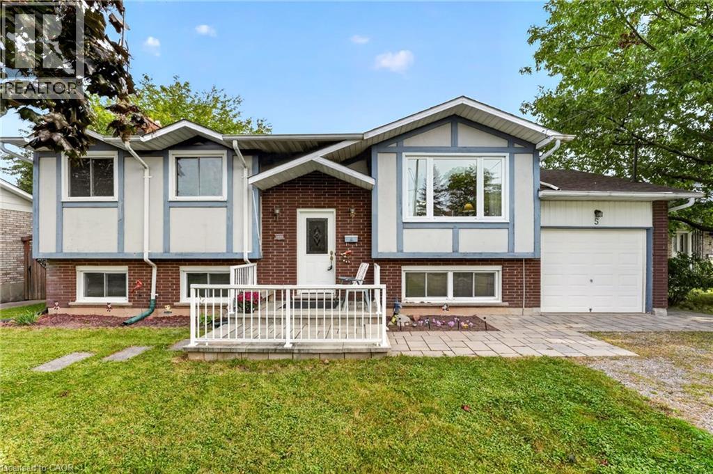 5 Brooks Circle Property Photo 1