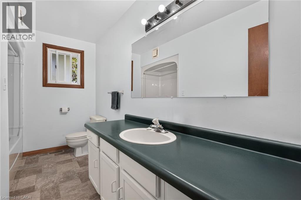 5 Brooks Circle Property Photo 19