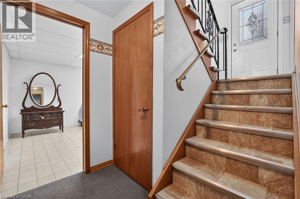 5 Brooks Circle Property Photo 26