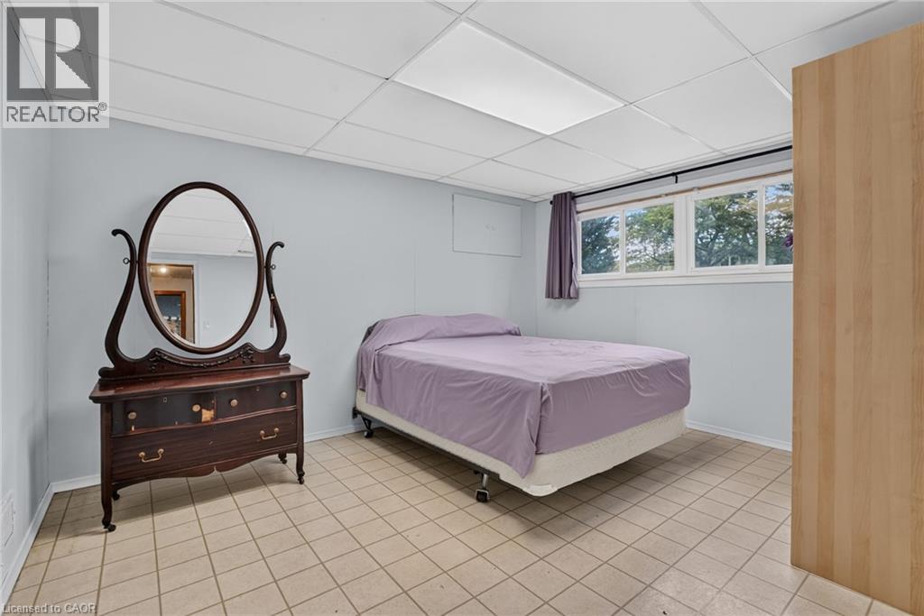 5 Brooks Circle Property Photo 27