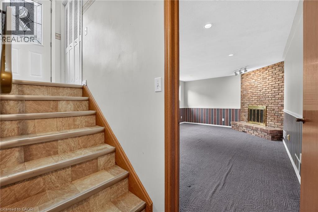 5 Brooks Circle Property Photo 29